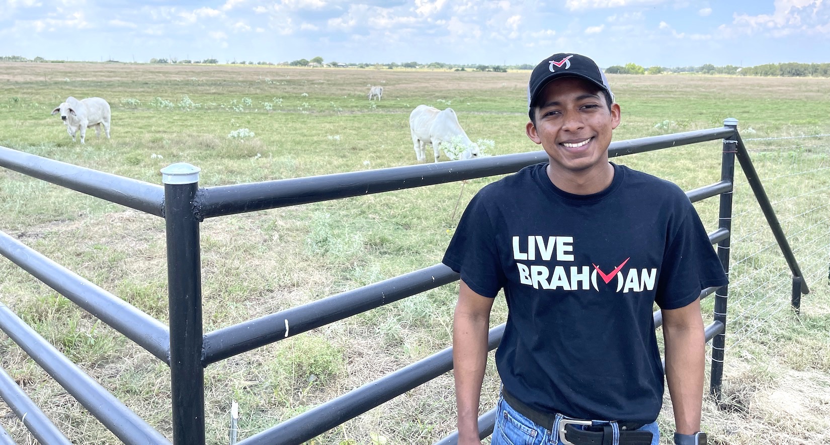Meet Our New Moreno Ranches 2021 International Intern: Luis Martinez Ayala